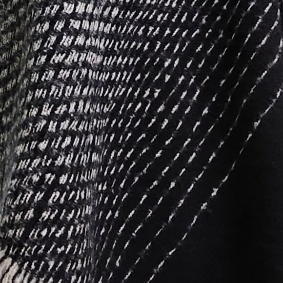 Black & Grey Poncho style Shawl - Picture 5 of 8